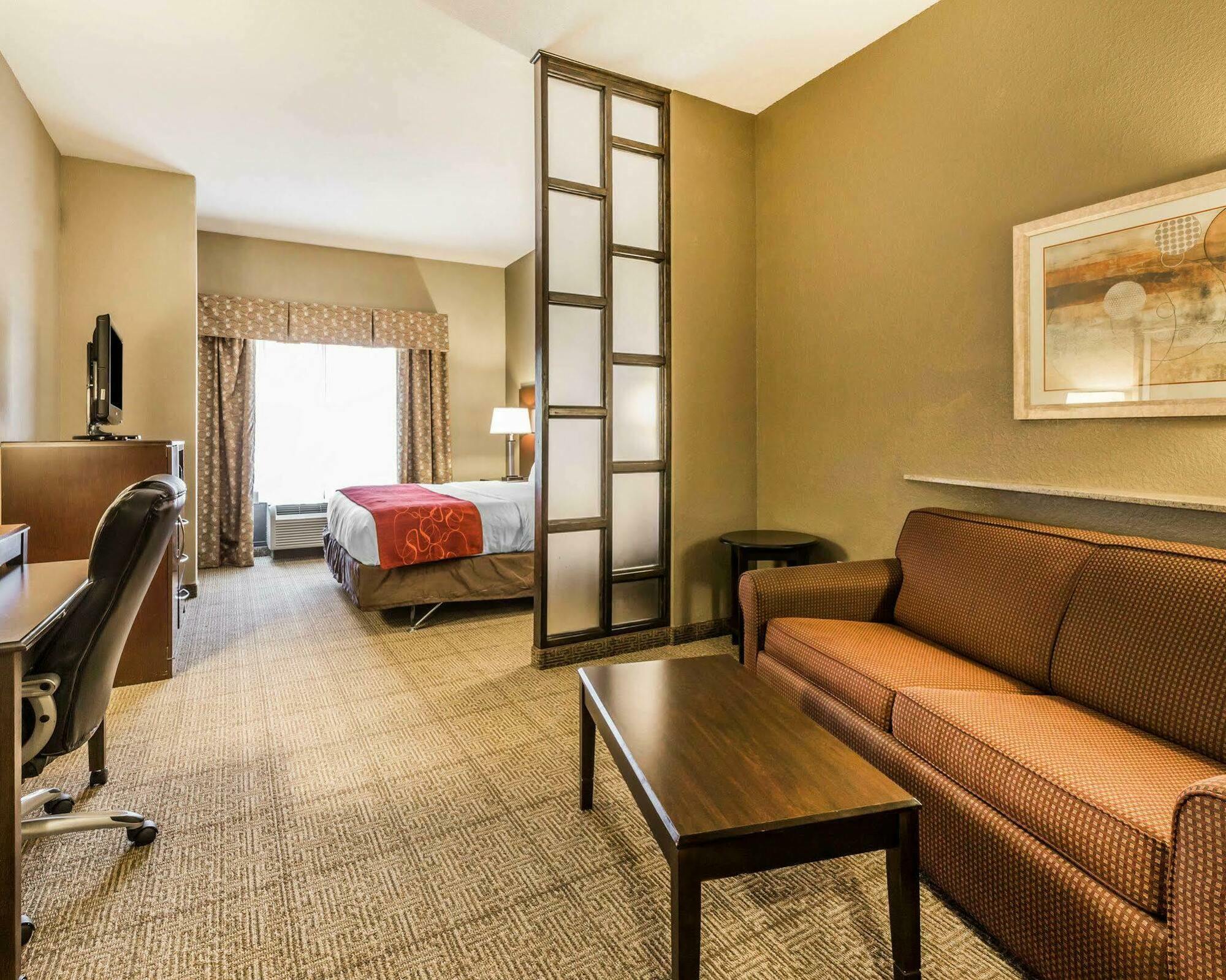 Comfort Suites Commerce Exterior foto